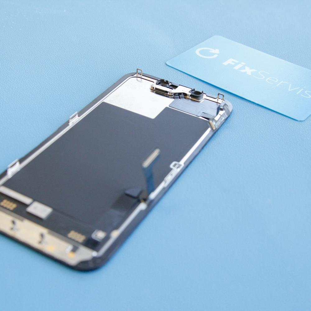 Replacing LCD display on the iPhone 13 mini